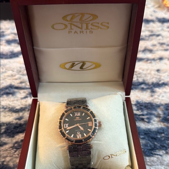 Oniss Black and Gold Watch